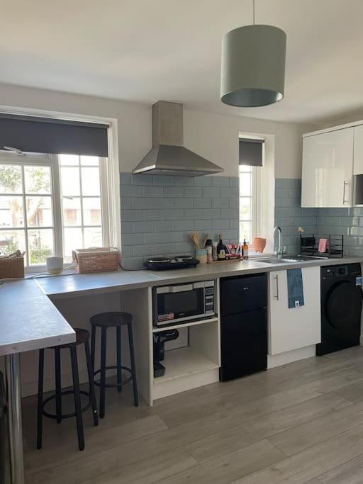 One Bedroom Putney Village Flat Apartment London