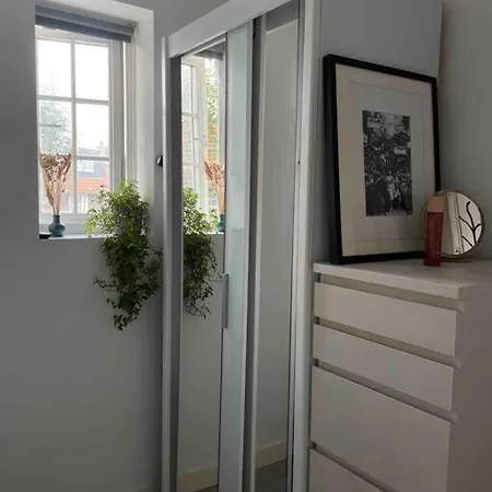 One Bedroom Putney Village Flat Londen Buitenkant foto