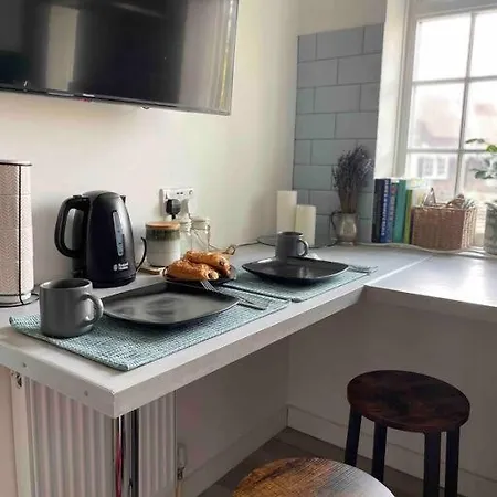 One Bedroom Putney Village Flat Londen Buitenkant foto